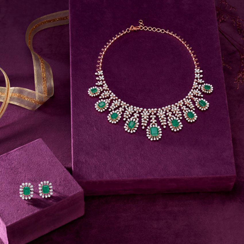 Buy Magnificent Diamond and Emerald Necklace Set CNS23A21-D326X0B
