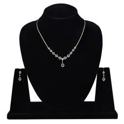 Geometric Gaze Astra Diamond Necklace Set