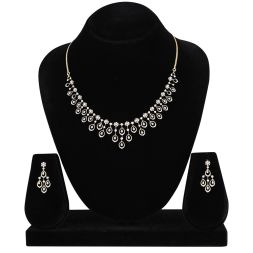 Elegance Diamond Yellow Gold Astra Necklace Set