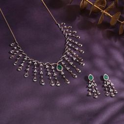 Astra Green Enchant Necklace Set