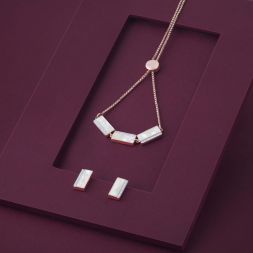 Precious Mother of Pearl Desired Set