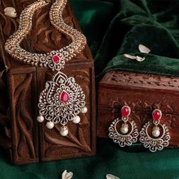 Bejewelled Paisley Motif Diamond Haram Necklace Set 