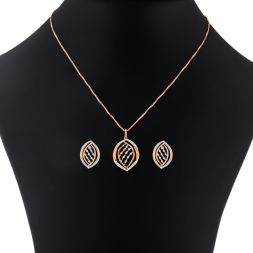 Fascinating Geometric Diamond Pendant Set