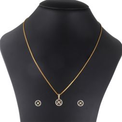 Round Diamond and Yellow Gold Pendant Set