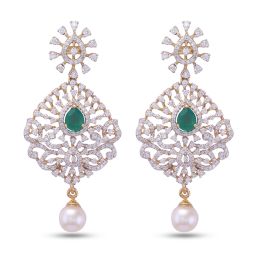 Ethereal Diamond Earrings in Yellow Gold
