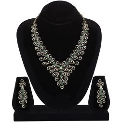 Beautiful Necklace Set in Rose Gold