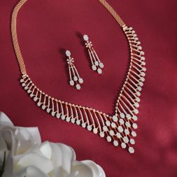 Exquisite Rose Gold Diamond Necklace Set
