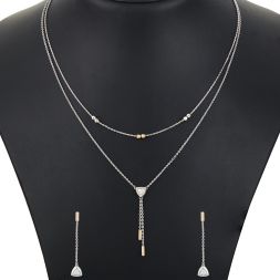 950Pt Platinum and Rose Gold Diamond Earrings and Necklace Set