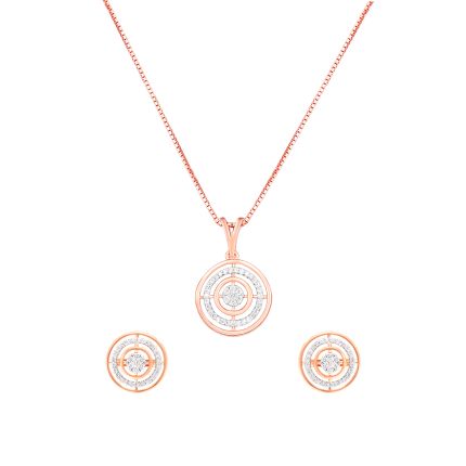 Glimmering Round Diamond Pendant Set