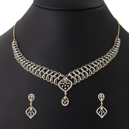 Tradition Inspired Diamond Necklace Set