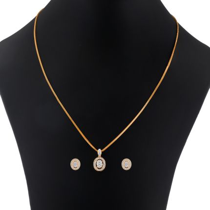 Alluring Oval Diamond Pendant Set