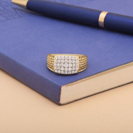 Contemporary Diamond and Yellow Gold Ring