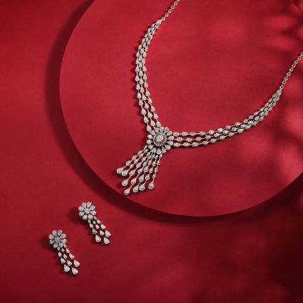 Stylish Overlapping Design Square Diamond Necklace Set