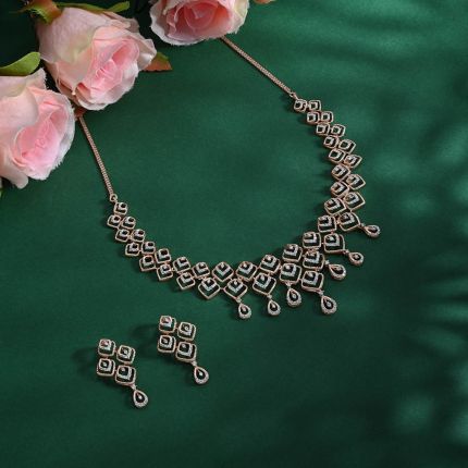 Appealing Diamond Jewellery Set in 14KT Rose Gold