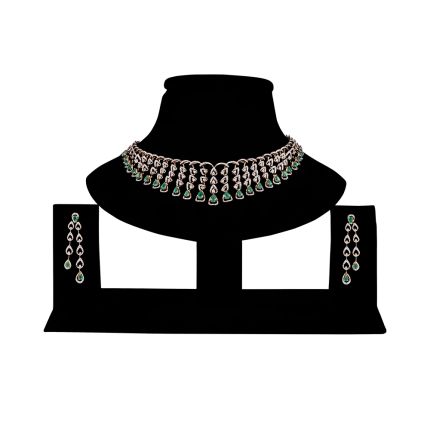 Elegant Diamond and Green Gemstone Necklace Set