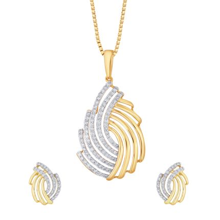 Magnificent Leaf Design Yellow Gold Diamond Pendant Set