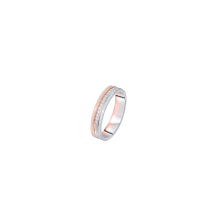 Textured Diamond Ring in Platinum