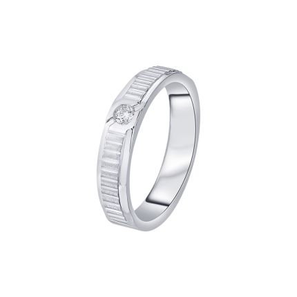 Elegant Single Diamond and Platinum Women's Band
