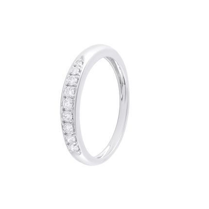 Stylish Diamond and Platinum Finger Band
