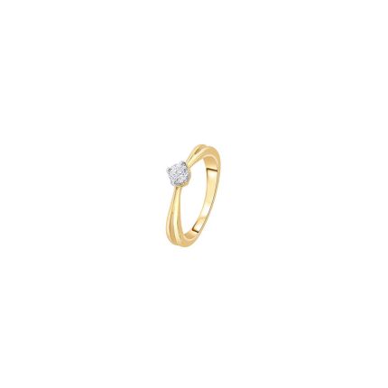 Sparkling Solitaire Diamond Ring Crafted