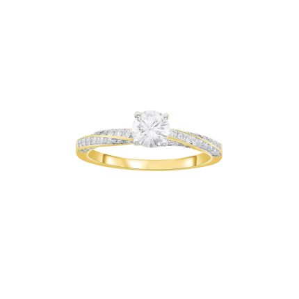 Solitaire Ring in Sparkling Yellow Gold
