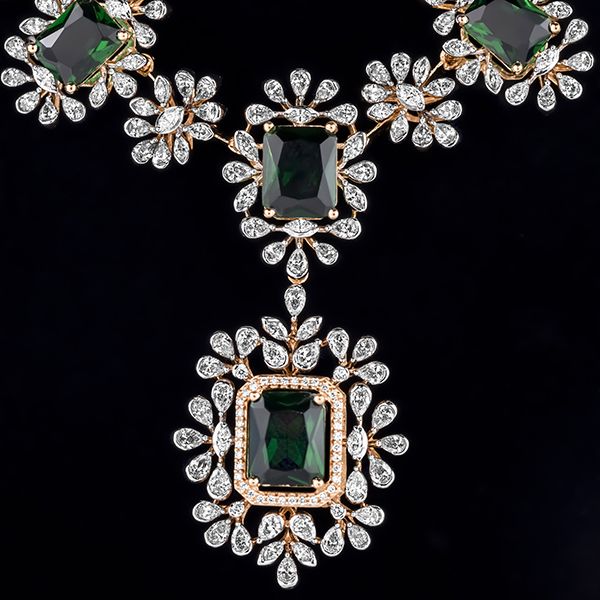 Elegant Diamond and Emerald Necklace Set-Necklace Sets-CNS23A15-D324X0B