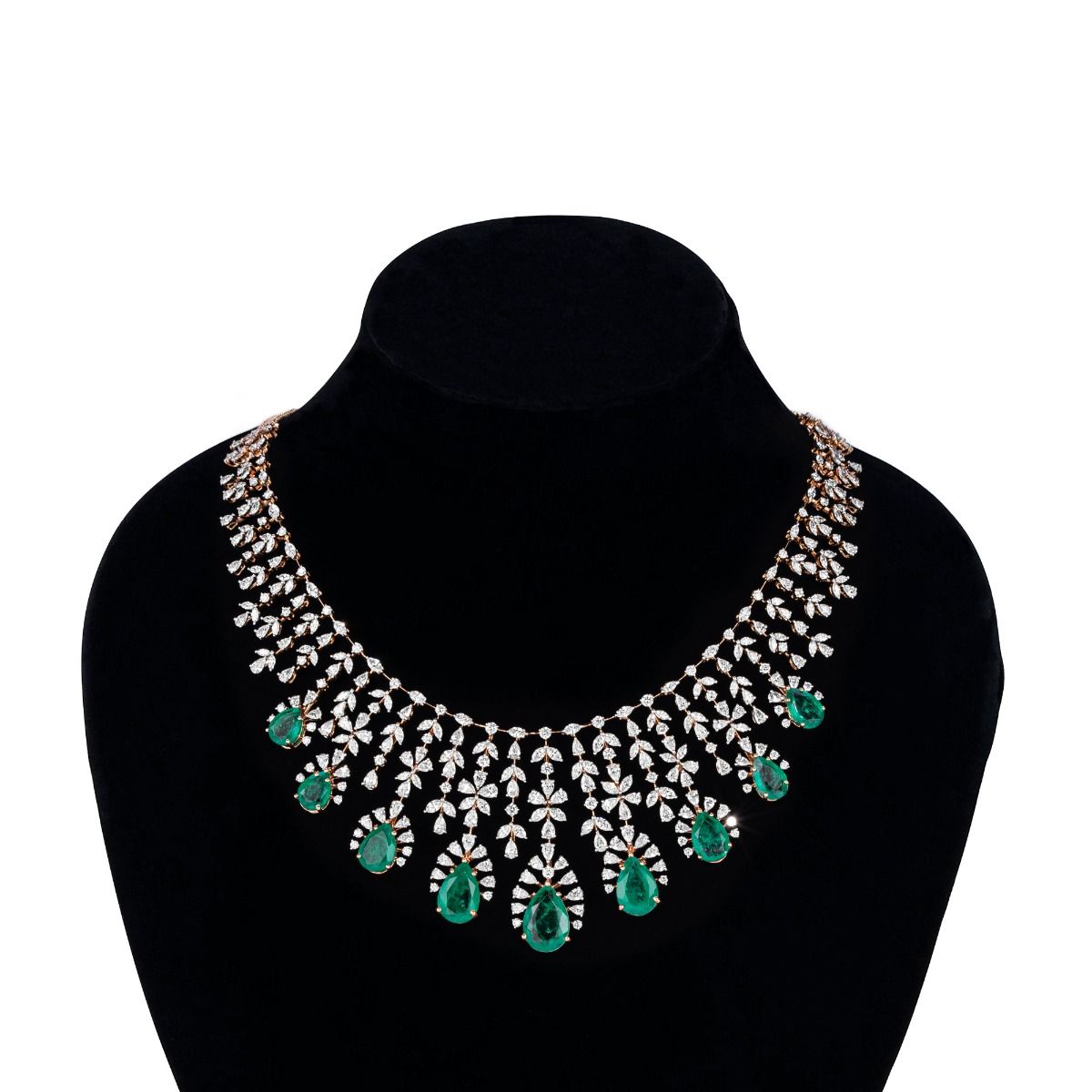 Gleaming Emerald and Diamond Studded Necklace Set-Diamond-CBX23051-D326X0B