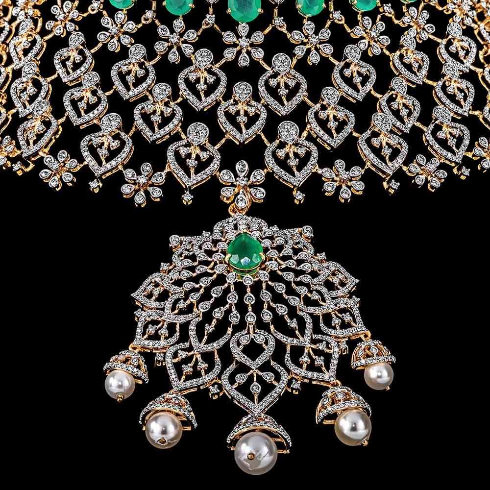 Lavish Yellow Gold and Diamond Necklace Set-Diamond-CNS23A26-D309R0B