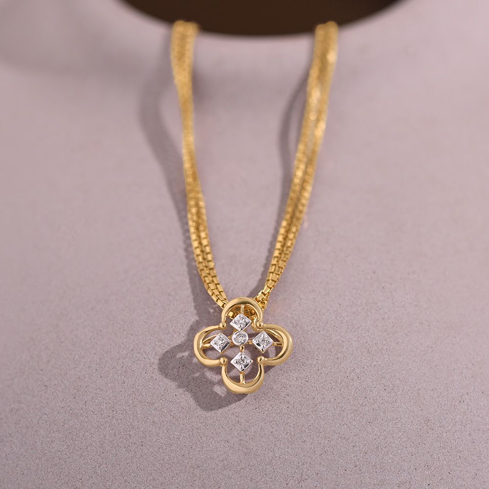 Charming Clover 9KT Yellow Gold Diamond Pendant-Pendants-EPD26G25-D400R0F