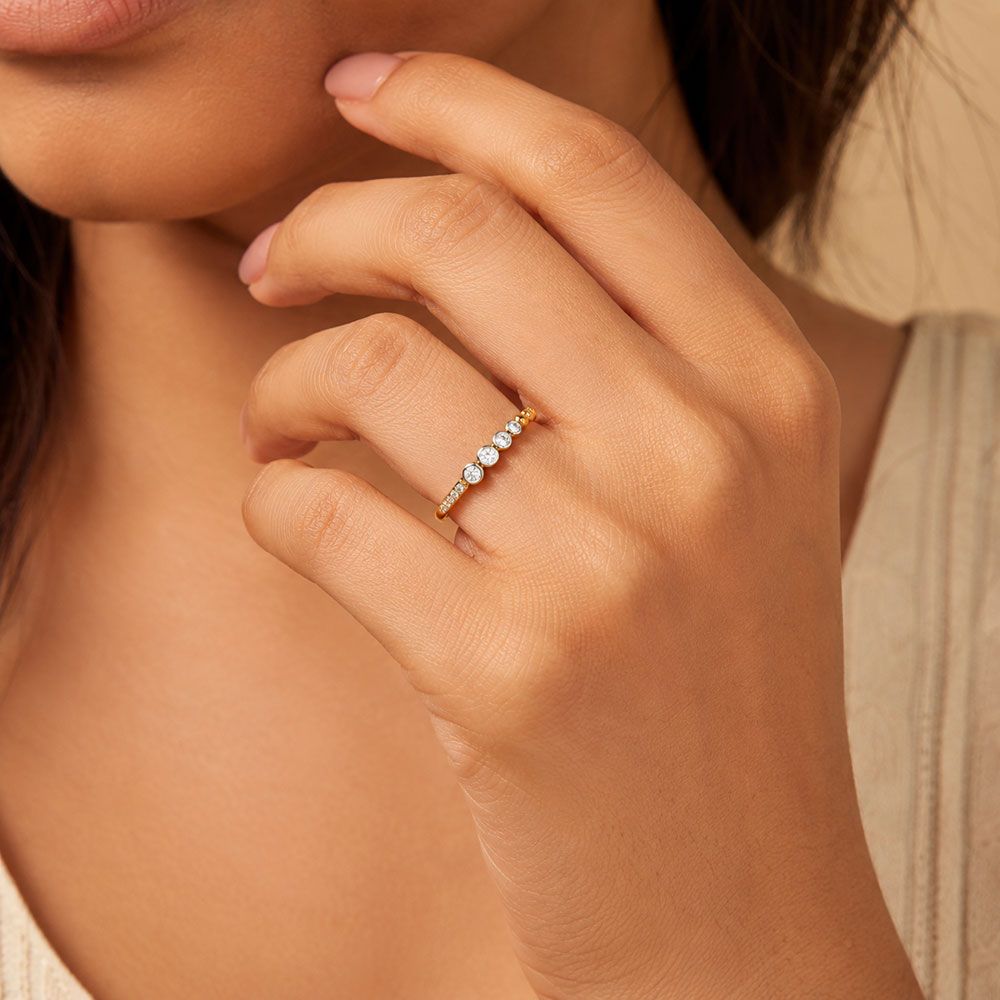 Everyday Chic Yellow Gold Diamond Ring-Rings-ERG26L05