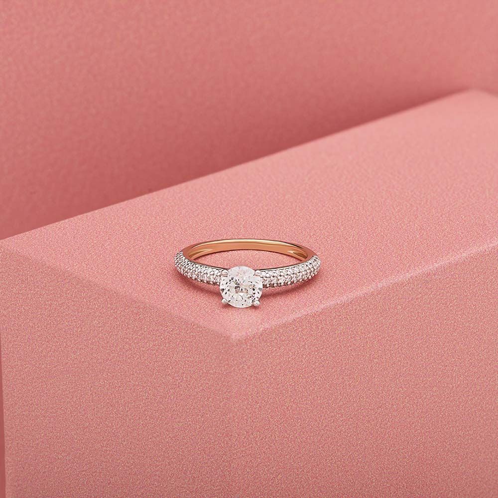 Vibrant Diamond Studded Solitaire Finger Ring-Rings-HRG23020