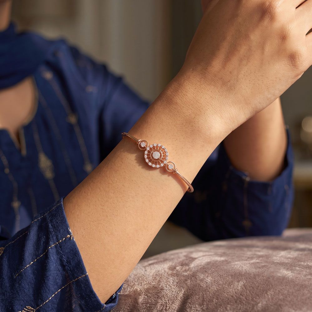 Captivating Floral Design Diamond Bracelet-Bracelets-OBF24R09