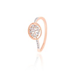 Effortlessly Elegant Diamond Ring alternate view 1