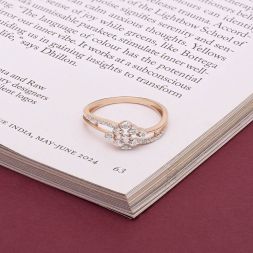 Glamorous Diamond Finger Ring alternate view 1